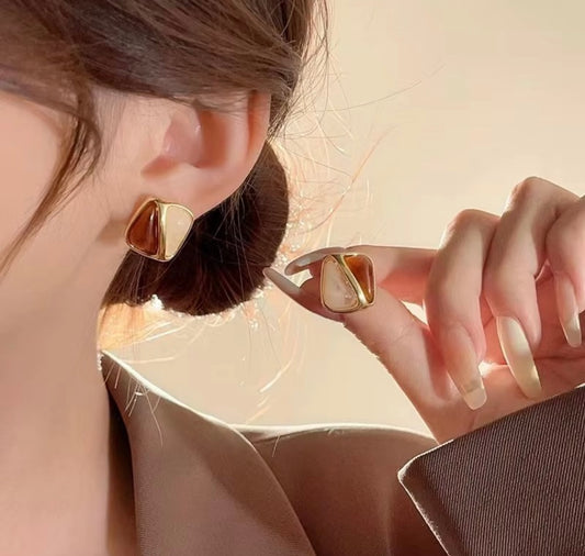 Chic Dual-Tone Geometric Stud Earrings