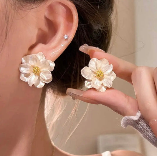 Blossom Beauty: Elegant White Flower Earrings