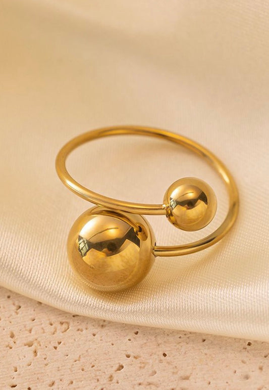 Double ball anti tarnish ring
