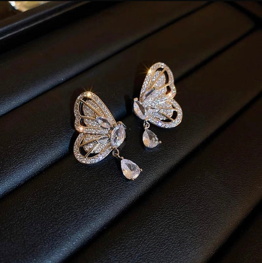 Rhinestone decor butterfly earrings