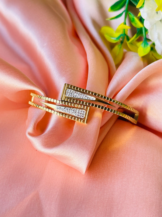 Statement Gold Hexagon Link Bracelet with Embellished Buckle