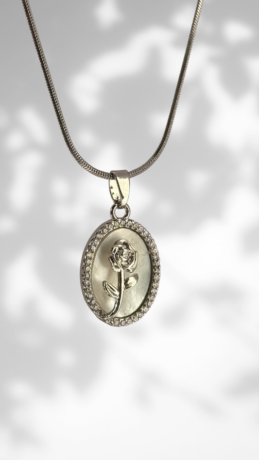 Elegant silver plated rose engraved necklace