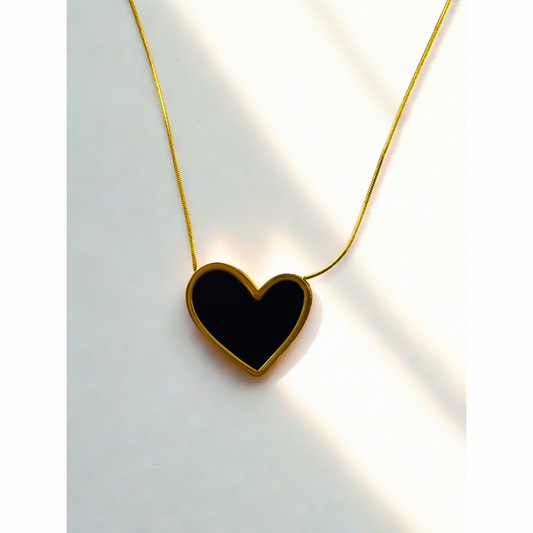 Heart Pendant Necklace in Black & Pearl Variants